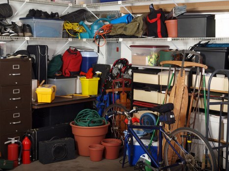 Proper landfill disposal methods for furniture in Richmond